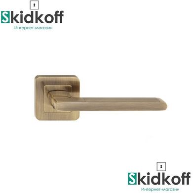 Дверна ручка Metal-Bud Capri бронза
