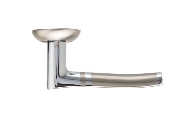 Дверна ручка Gavroche Titanium TIA5SNCP матовий нікель/хром